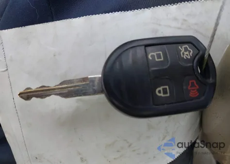 2011 Ford Escape Xlt from USA, damaged, VIN 1FMCU9DG8BKA06757